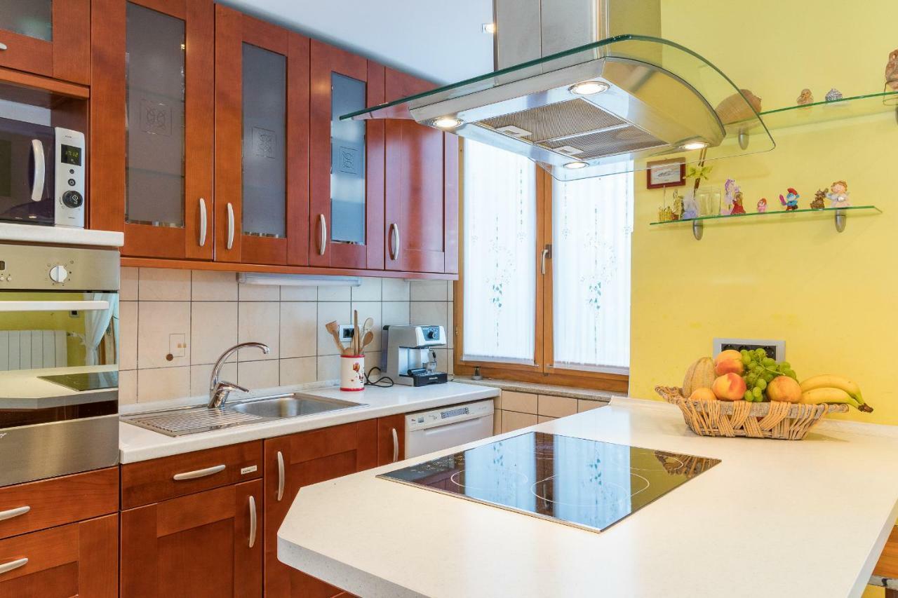Apartman Vesna Pula Exterior photo